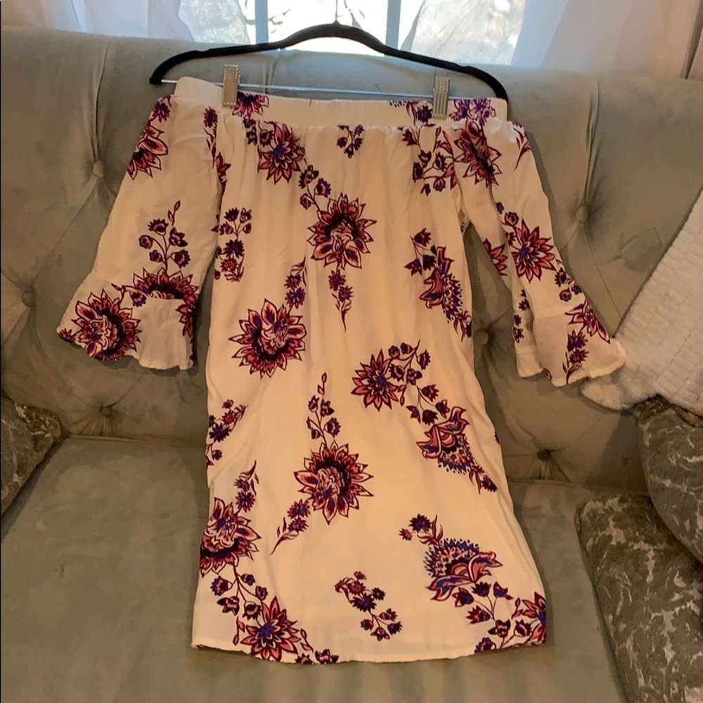 White flowers off-the-shoulder dress
